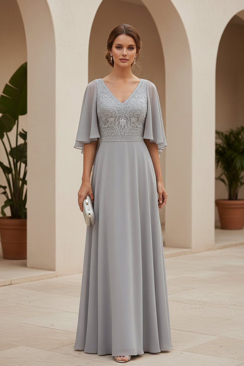 Abendkleid aus Chiffon mit Cape-Ärmeln, Spitzenmieder und A-Linie
