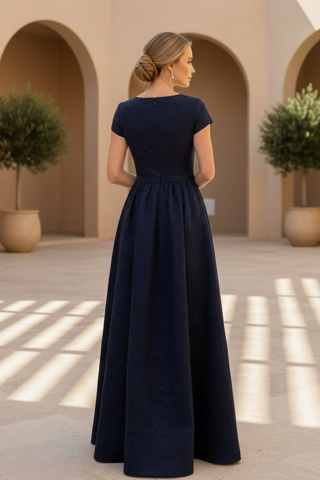Jacquard-A-Linien-Kleid mit Pailletten-Oberteil und Taschen