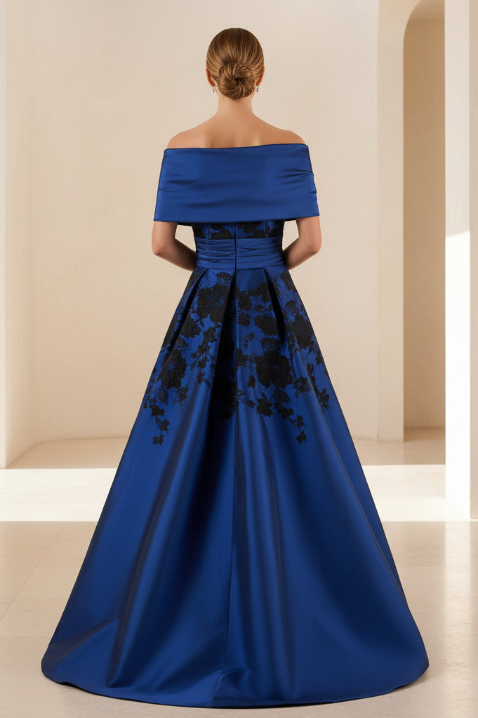 Florales A-Linien-Abendkleid mit Stickereien und Schal