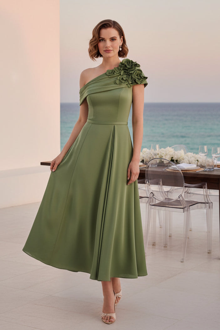 Asymmetrisches A-Linien-Midikleid mit 3D-Blumen