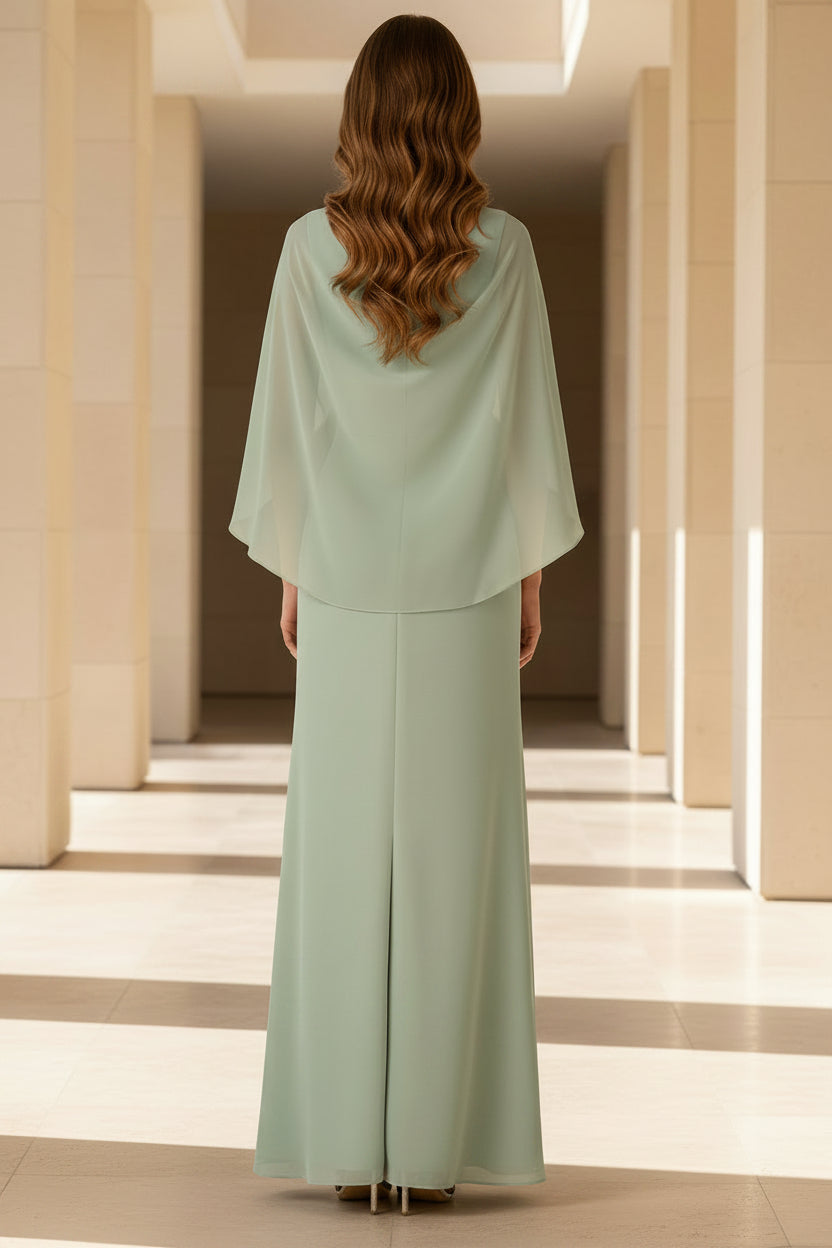 Elegantes säulenförmiges Chiffon-Abendkleid mit Cape