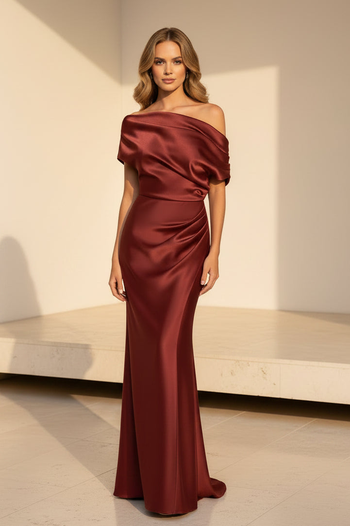 Ein-Schulter-Abendkleid aus drapiertem Satin