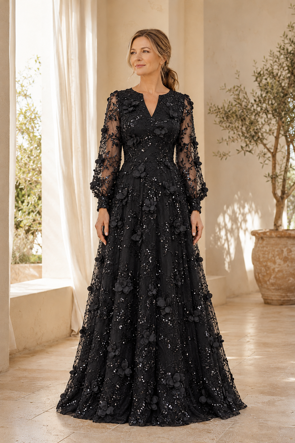 Langärmeliges A-Linien-Kleid aus Spitze mit floralen 3D-Applikationen