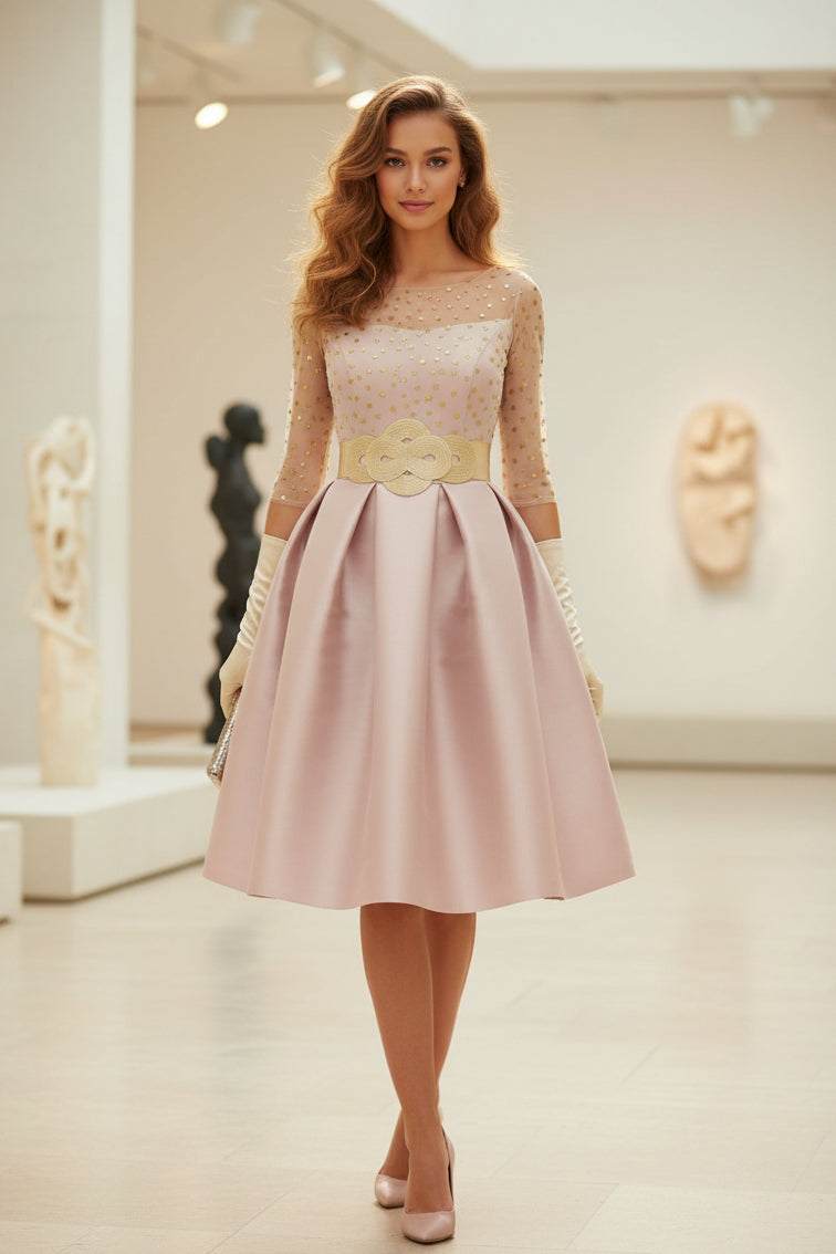 Cocktailkleid aus plissiertem Satin mit Tupfen-Illusion-Oberteil