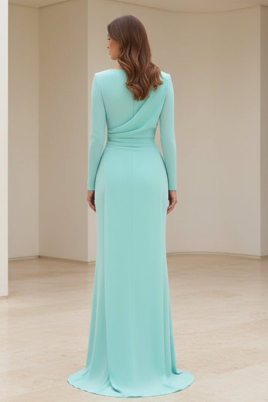 Abendkleid aus Crêpe mit V-Ausschnitt und langen Ärmeln