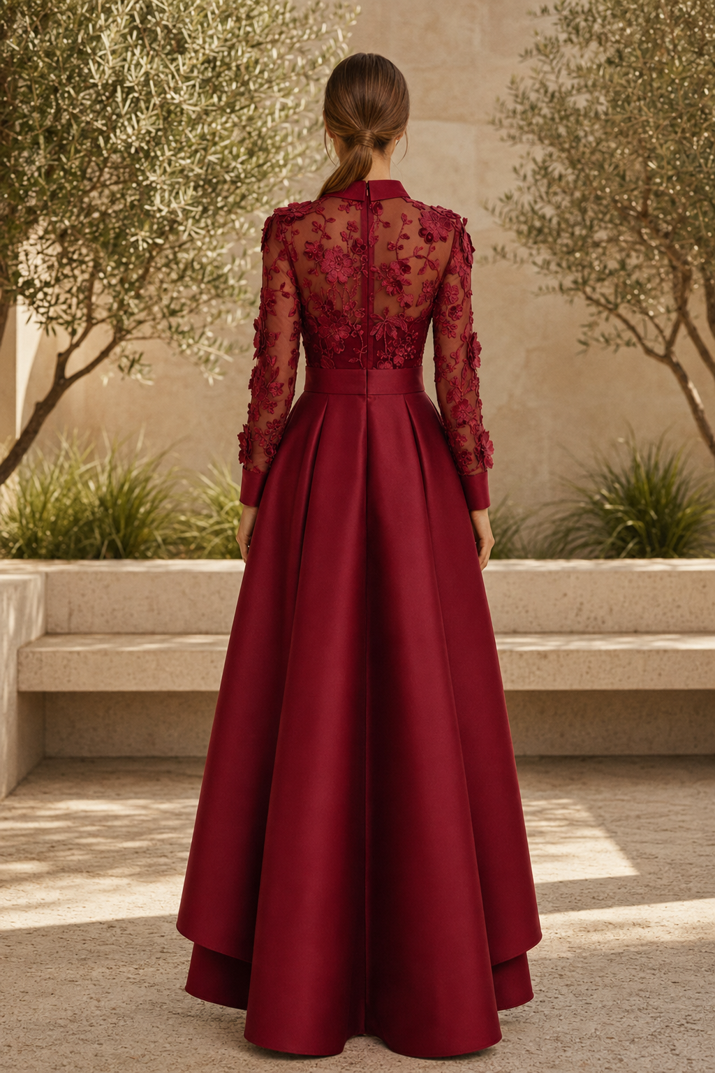 Festliches High-Low-Kleid mit floralem Spitzenoberteil