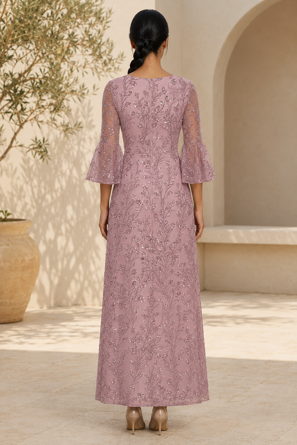 Paillettenbesticktes A-Linien-Kleid mit Glockenärmeln