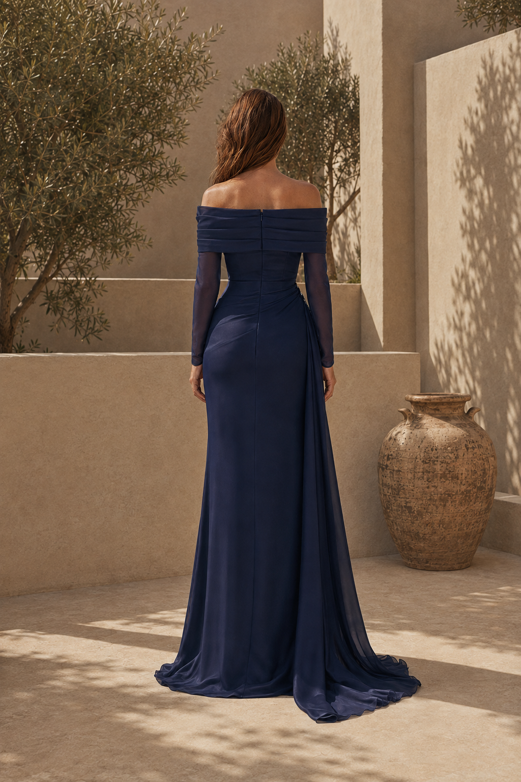 Off-the-Shoulder-Kleid mit floraler Applikation und Drapierung