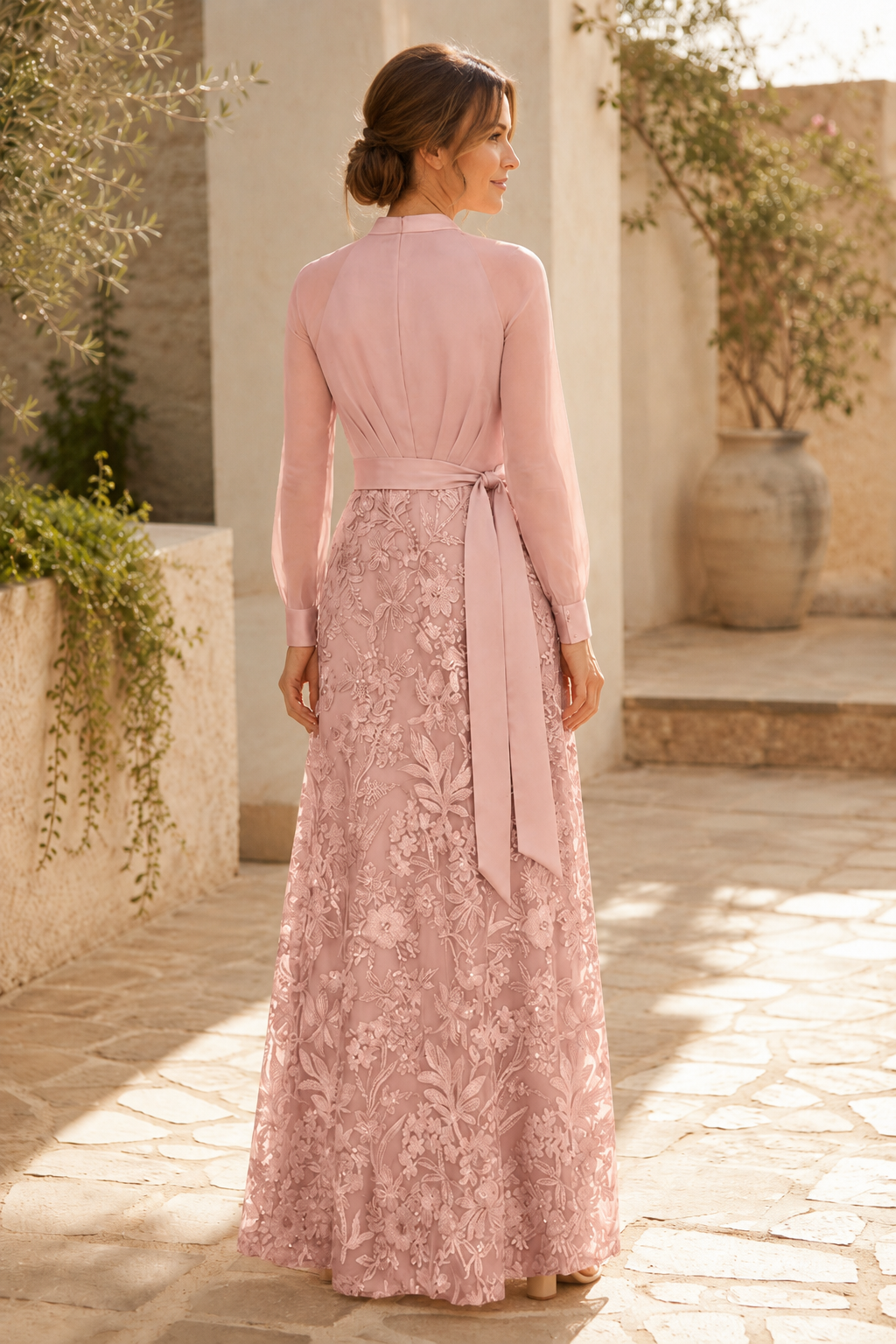 A-Linien-Abendkleid aus Spitze und Chiffon mit langen Ärmeln