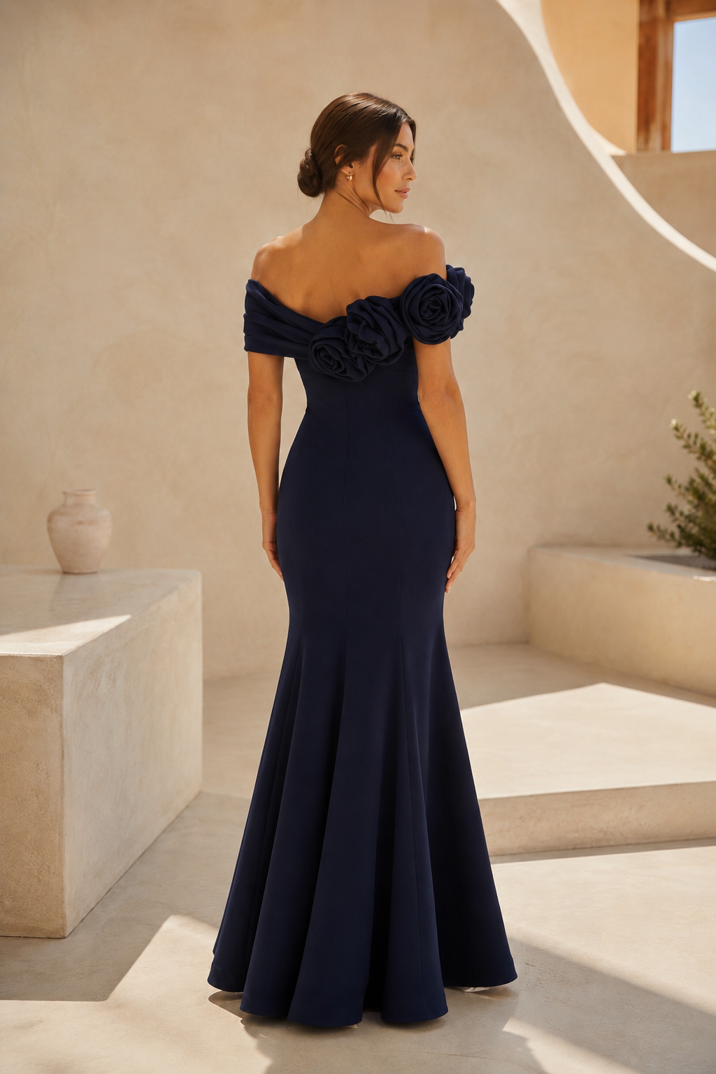Schulterfreies Meerjungfrauen-Abendkleid mit Rosenapplikationen