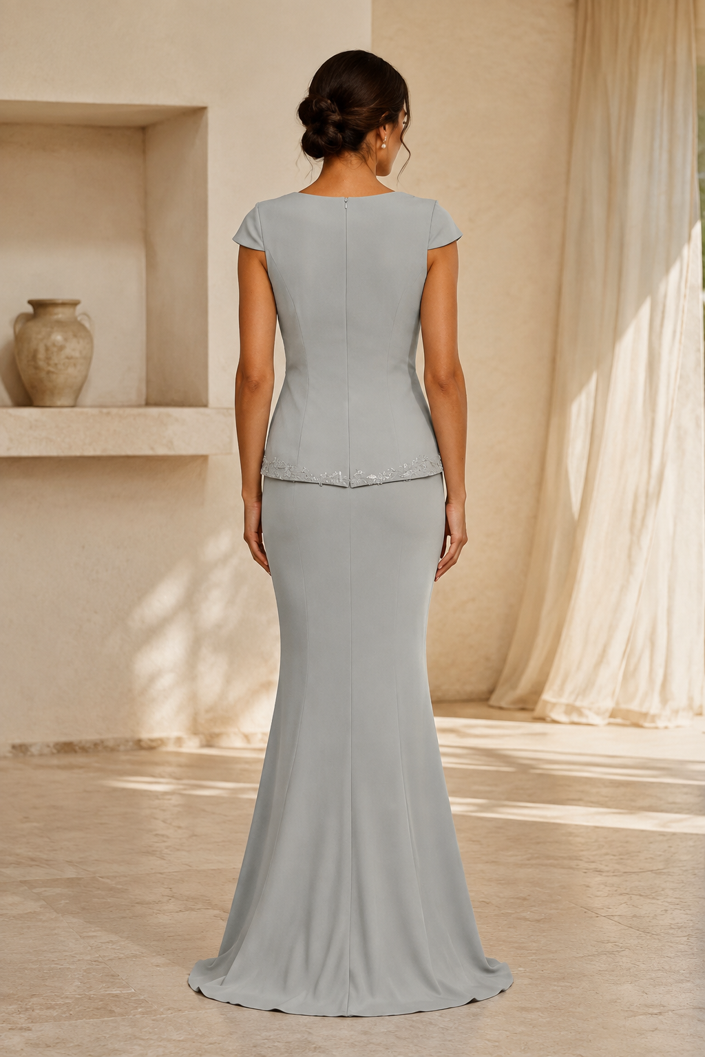 Meerjungfrauen-Abendkleid mit Flügelärmeln und Wickeloberteil