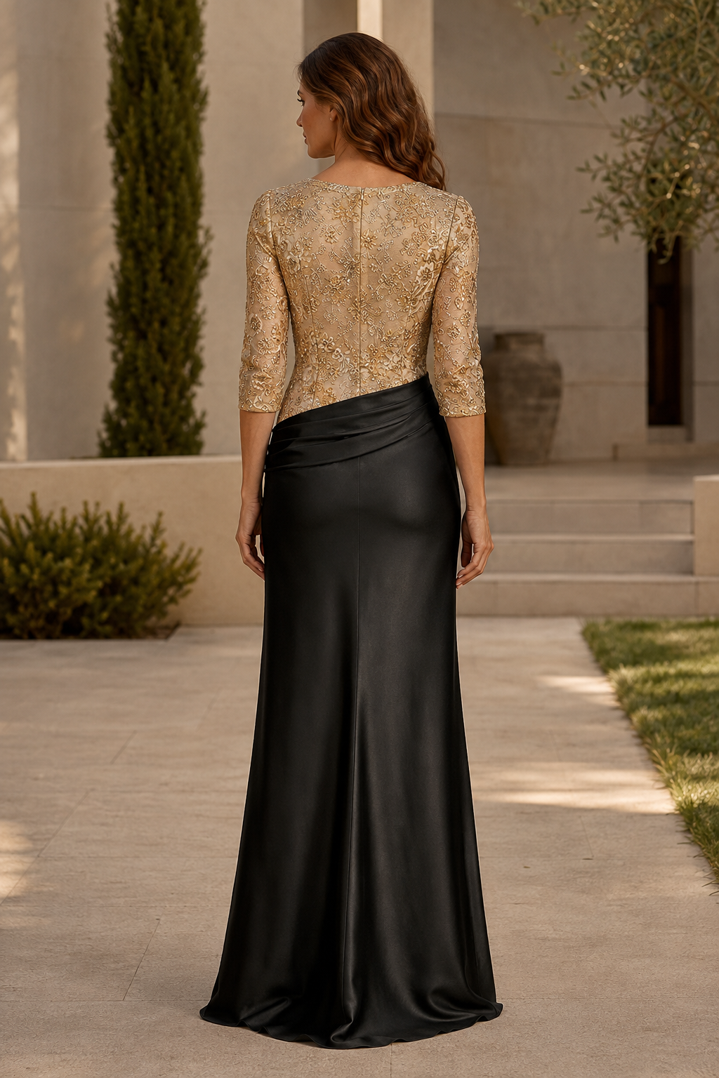 Besticktes Oberteil, 3/4-Ärmel, Etui-Abendkleid