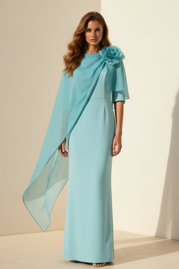 Crêpe-Etui-Kleid mit Chiffon-Cape und 3D-Blume