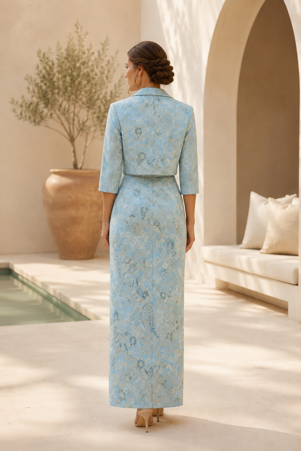 Jacquard-Säulenkleid mit eckigem Ausschnitt und Jacke