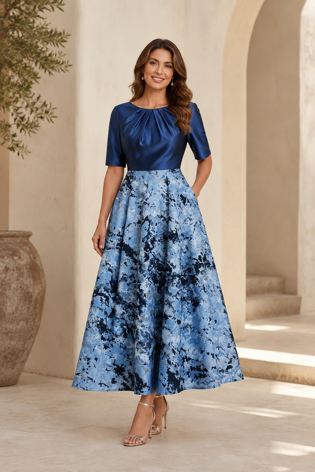 Faltenrock-Kleid in A-Linie mit Teelänge und Taschen