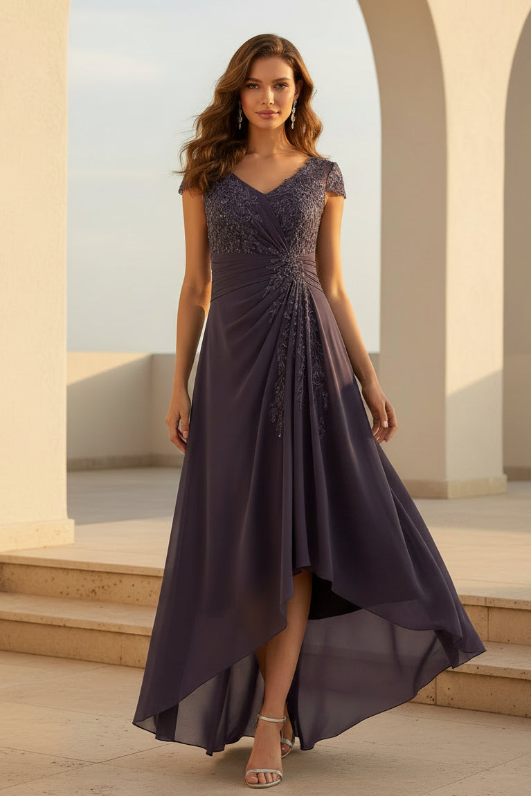 Abendkleid aus Chiffon mit Vokuhila-Spitze