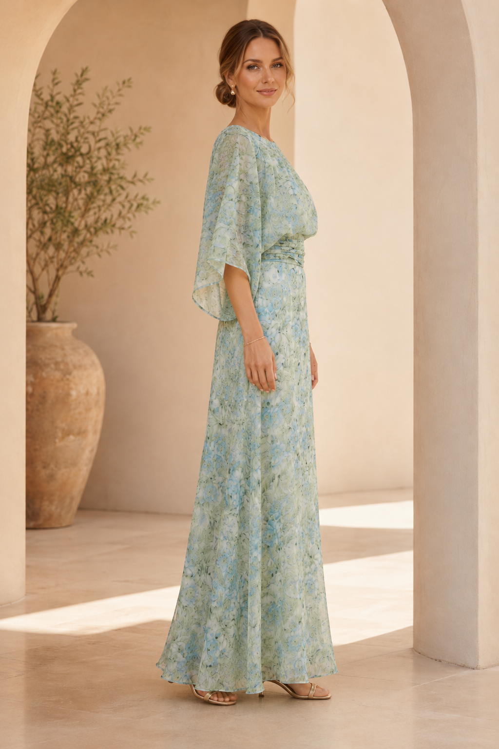 Geblümtes A-Linien-Kleid aus Chiffon mit Flatterärmeln