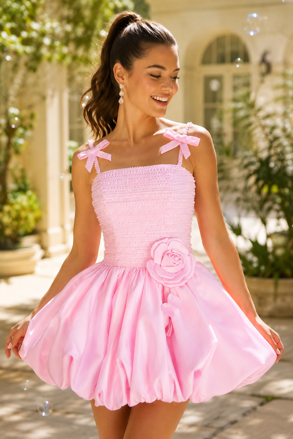 Mini-Kleid mit Perlenoberteil, Bubbleskirt und Schleifen