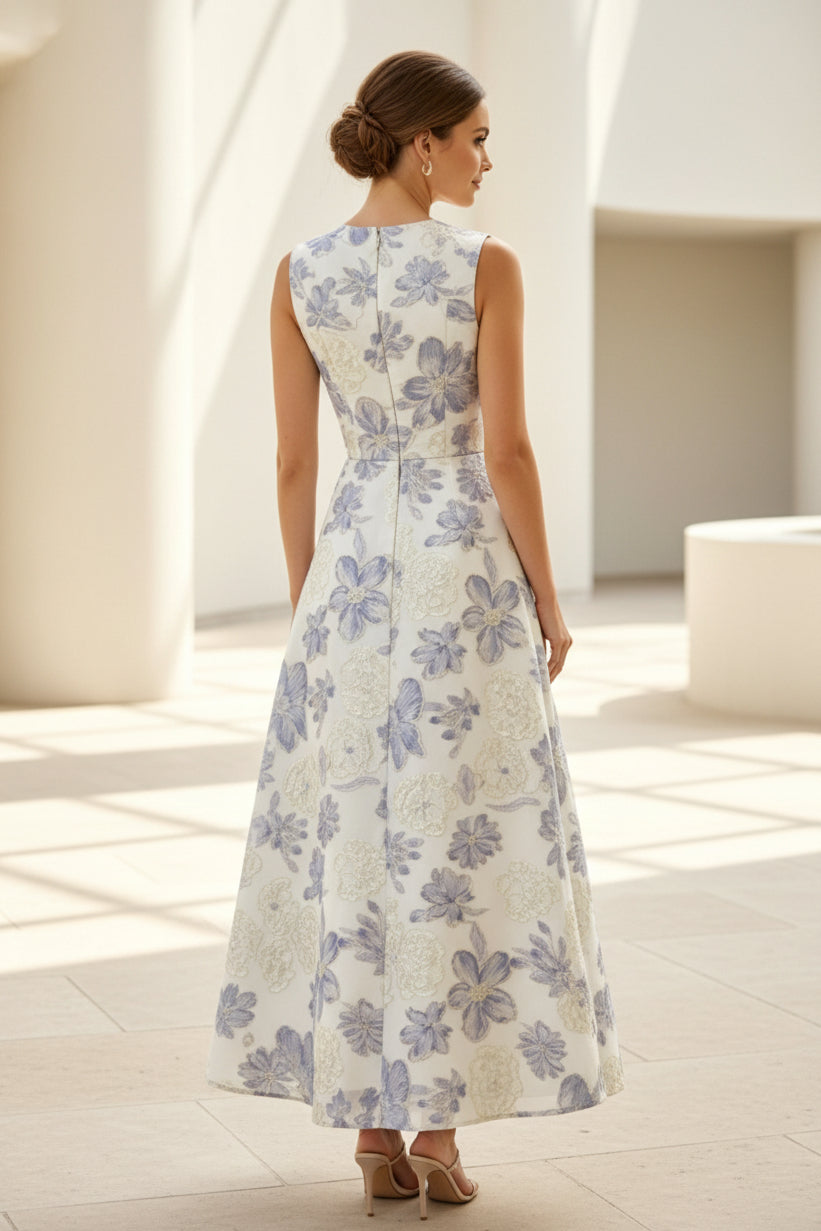 Blumen-Jacquard-Kleid ohne Ärmel in A-Linie, Teelänge