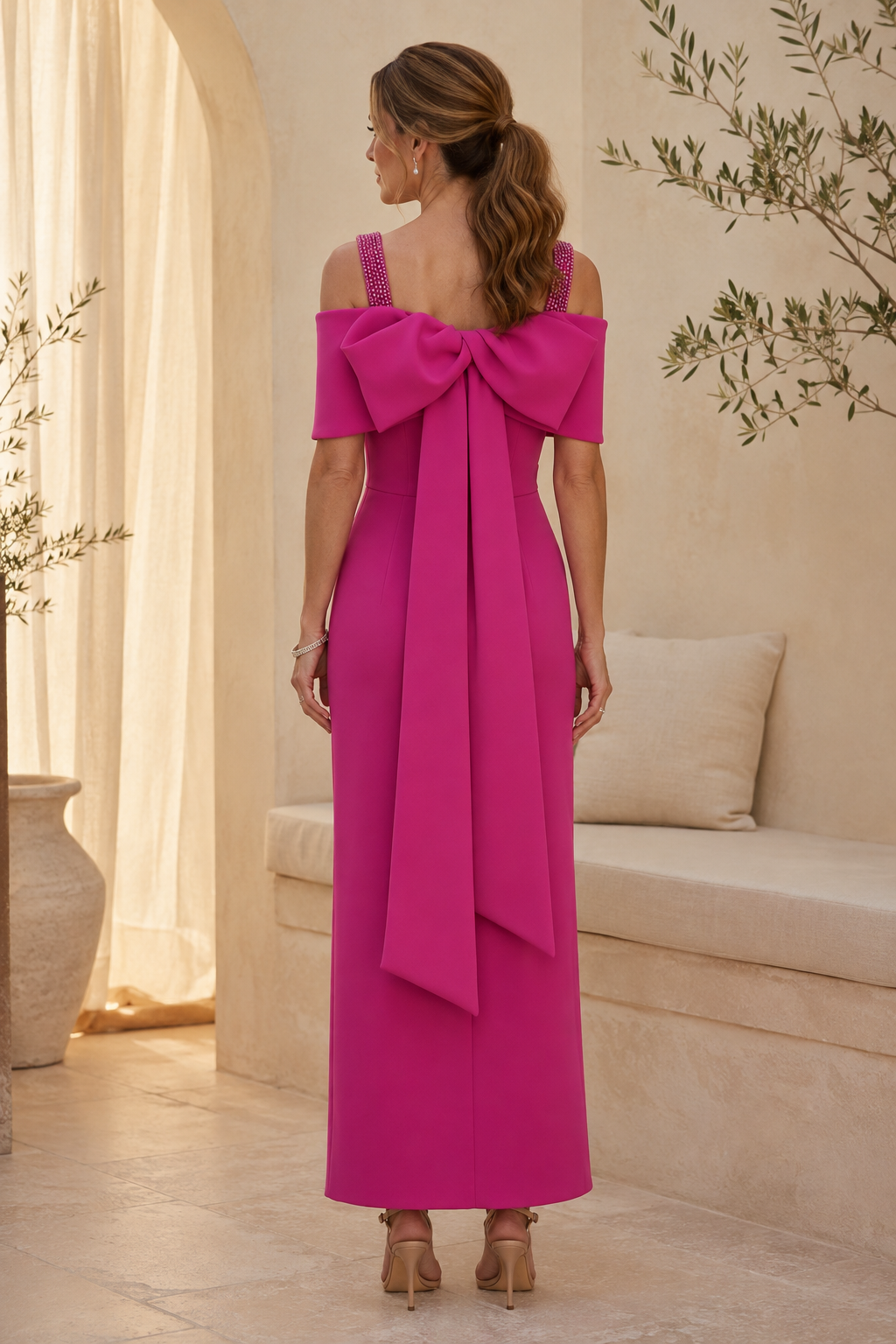 Off-Shoulder Säulenkleid mit Perlenverzierten Trägern & Rücken-Schleife