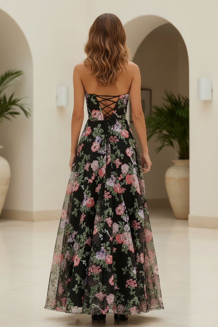 Trägerloses A-Linien-Kleid mit Blumenstickerei