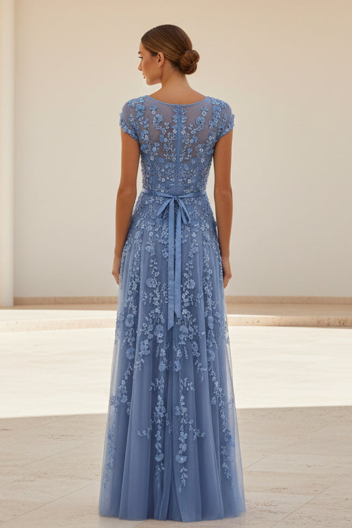 A-Linien-Kleid mit Cap-Ärmeln und 3D-Blumenapplikationen
