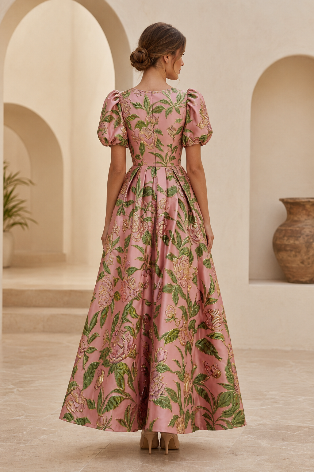 Geblümtes Jacquard A-Linien-Kleid mit Puffärmeln