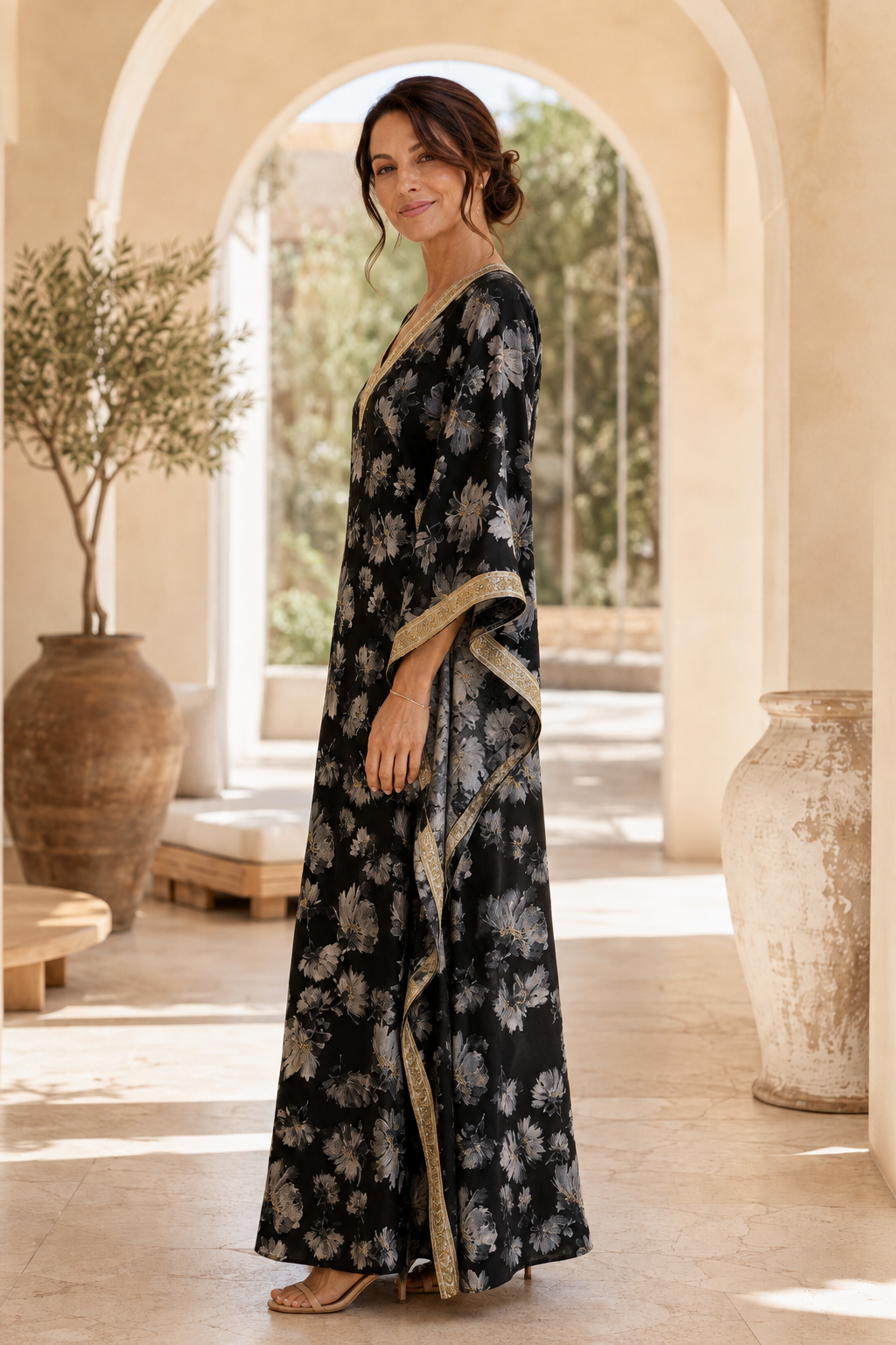 Geblümtes Kaftan Maxikleid mit drapierten Ärmeln