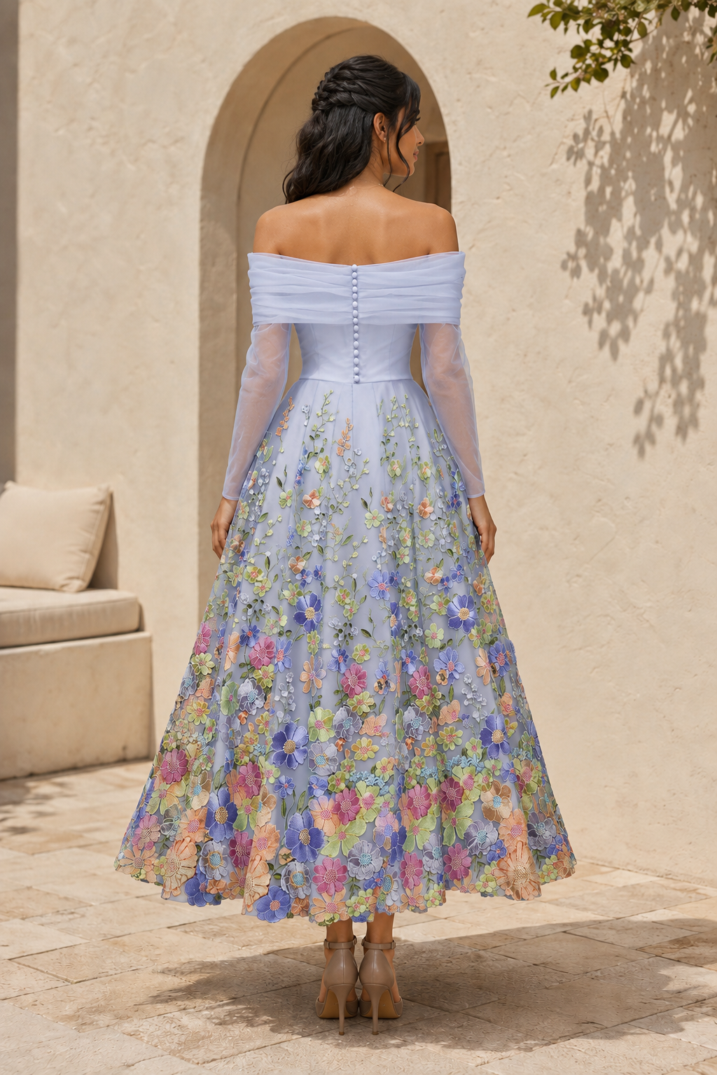 Carmen-Minikleid mit 3D-Blumen und langen Ärmeln