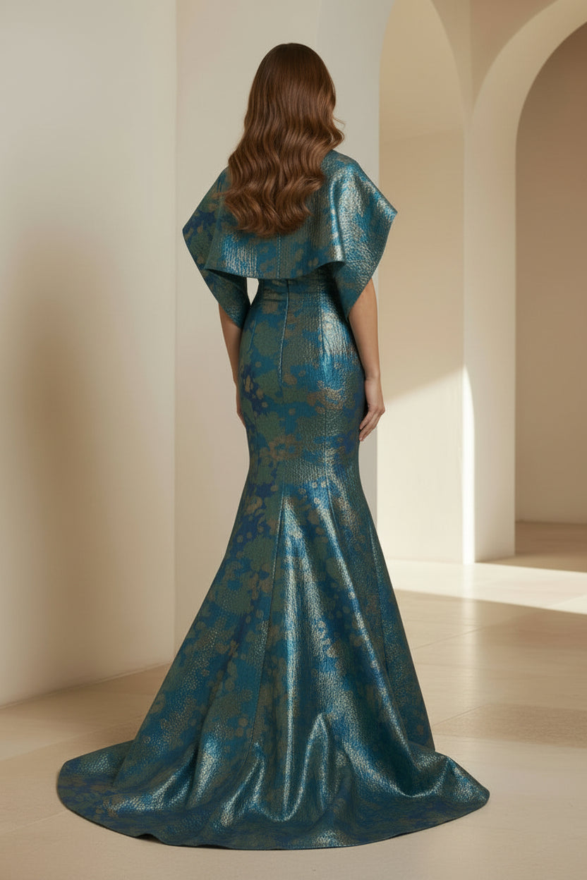 Trägerloses Meerjungfrauenkleid aus metallischem Jacquard mit Stola