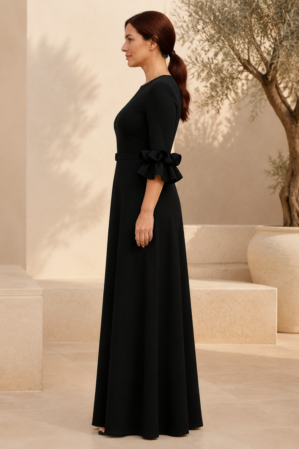 Gürtel-Maxikleid in A-Linie mit Rüschenärmeln