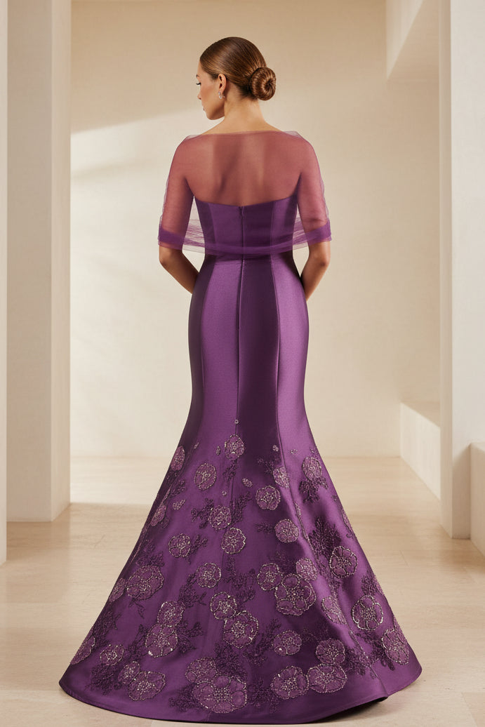 Schulterfreies Meerjungfrauenkleid mit floralen Applikationen