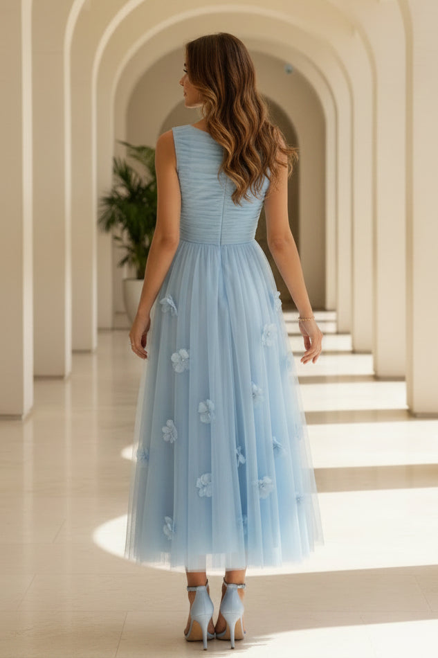 Gerüschtes Tüll-A-Linien-Midikleid mit 3D-Blumen