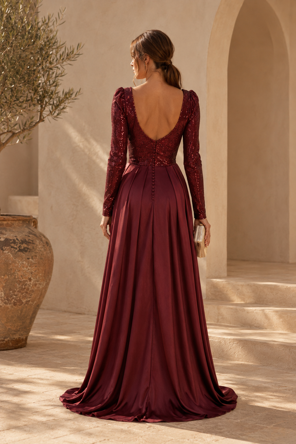 Pailletten-Korsettkleid mit hohem Schlitz