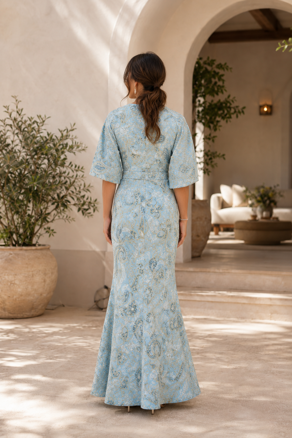Trägerloses Meerjungfrauenkleid mit passender Jacke