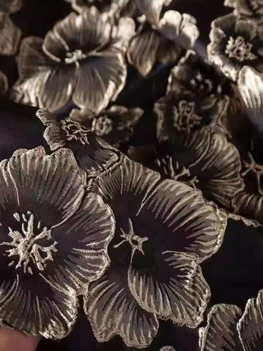 Ärmelloses Midikleid aus floralem Jacquard