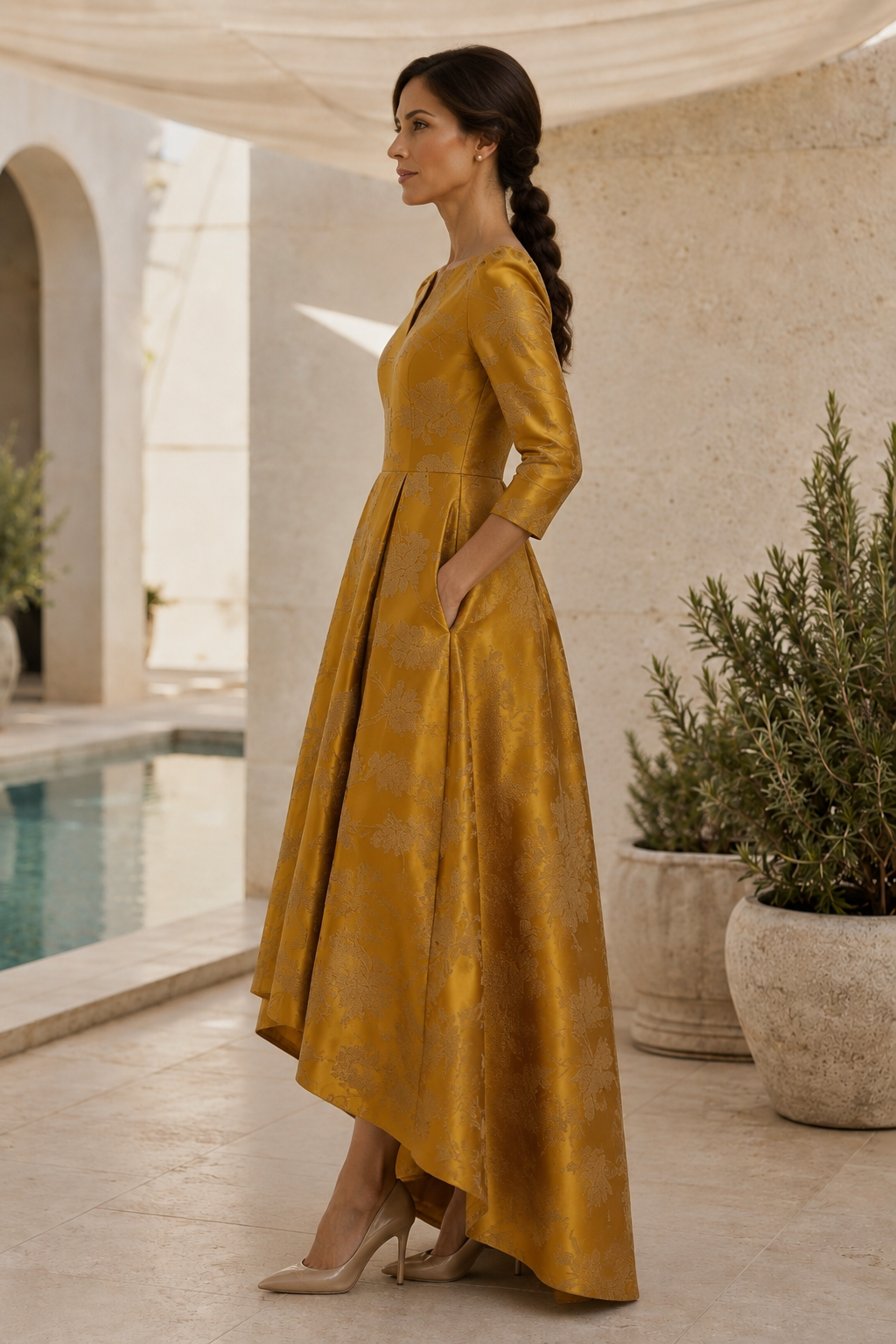 Jacquard-A-Linien-Kleid mit High-Low-Saum und 3/4-Ärmeln