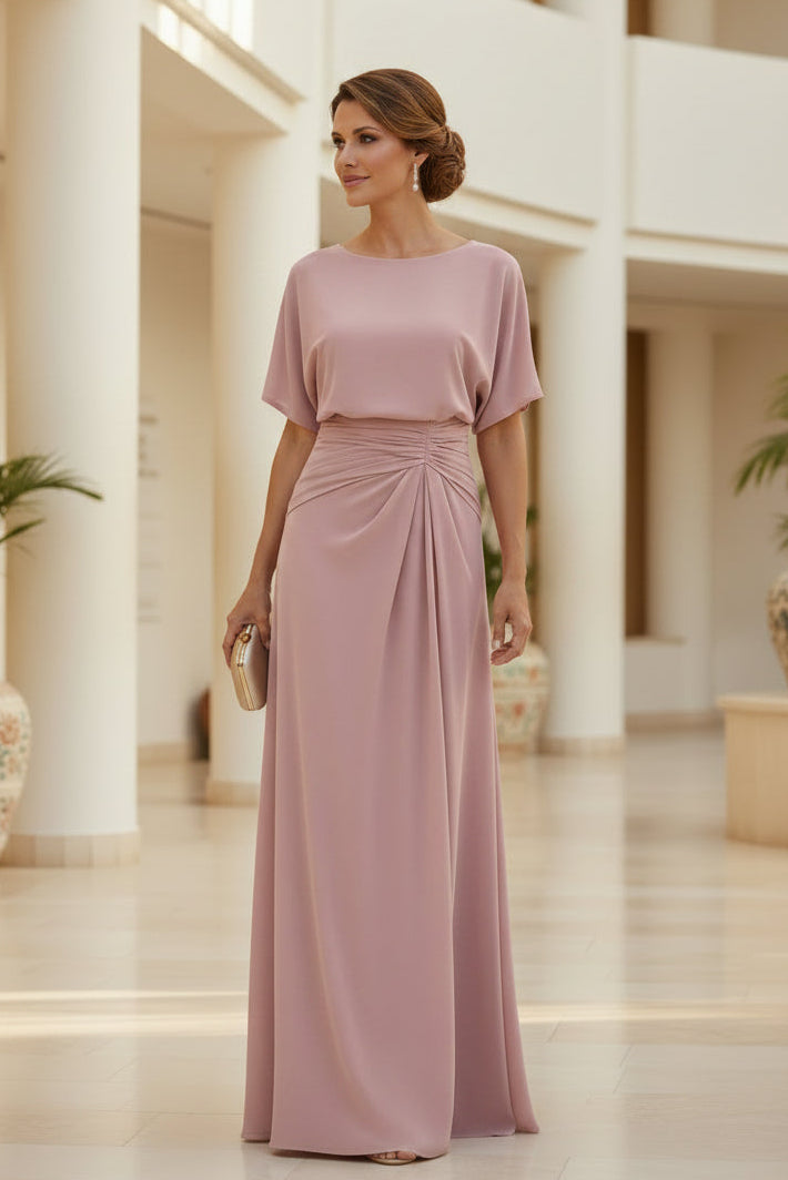 Bootshals, geraffte Taille, bodenlanges Abendkleid