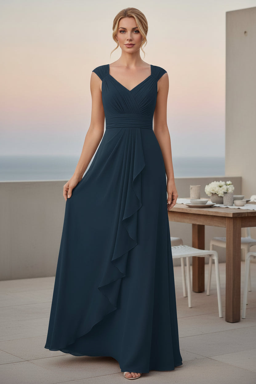 Abendkleid aus Chiffon mit V-Ausschnitt, A-Linie und Rüschendetail