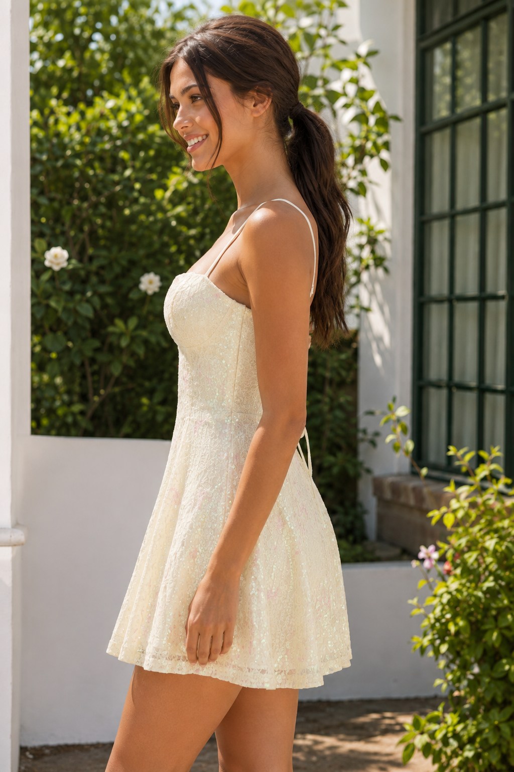 Irisierendes Pailletten-Spitzen-A-Linien-Minikleid