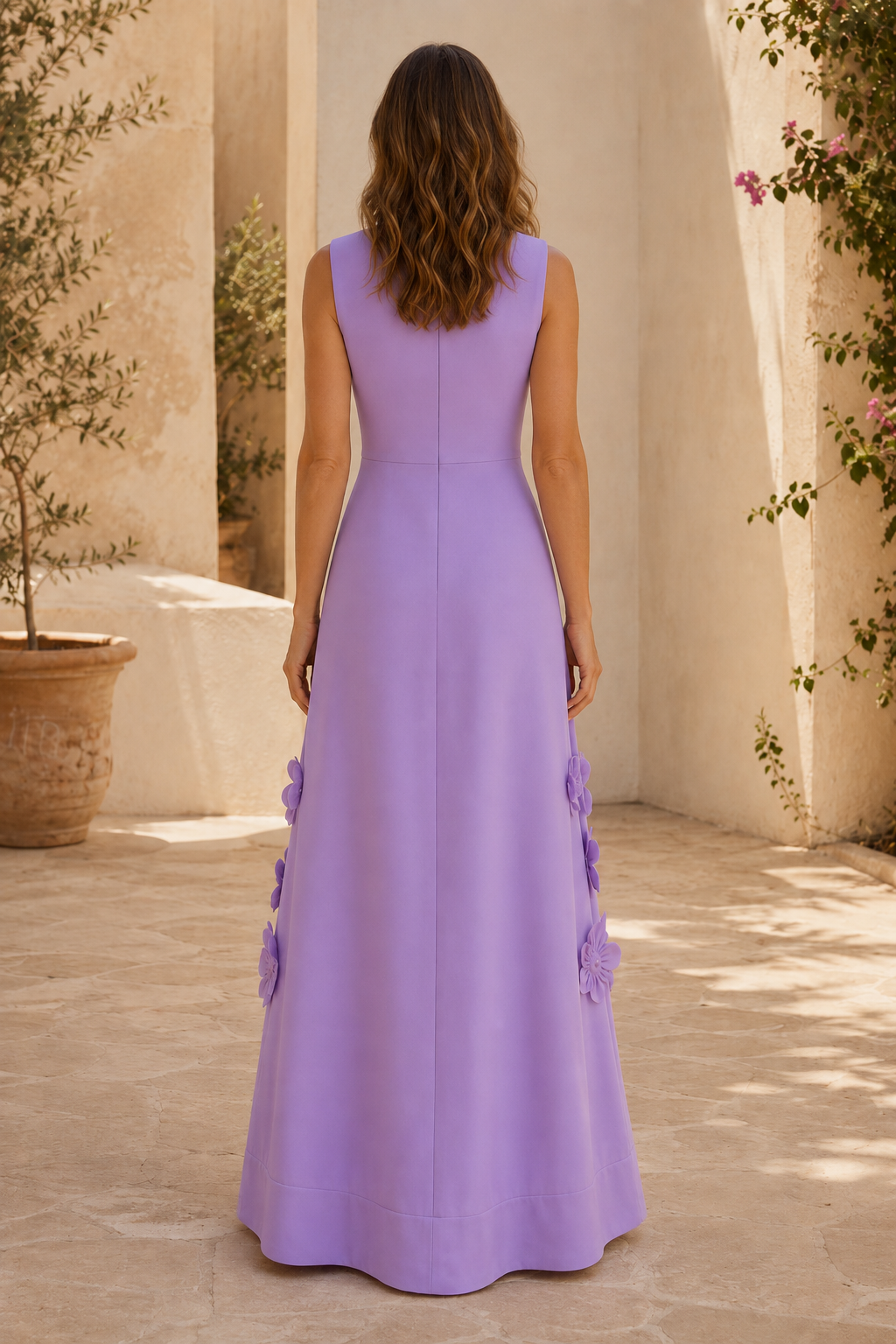 Ärmelloses A-Linien-Maxikleid mit Blumenapplikationen
