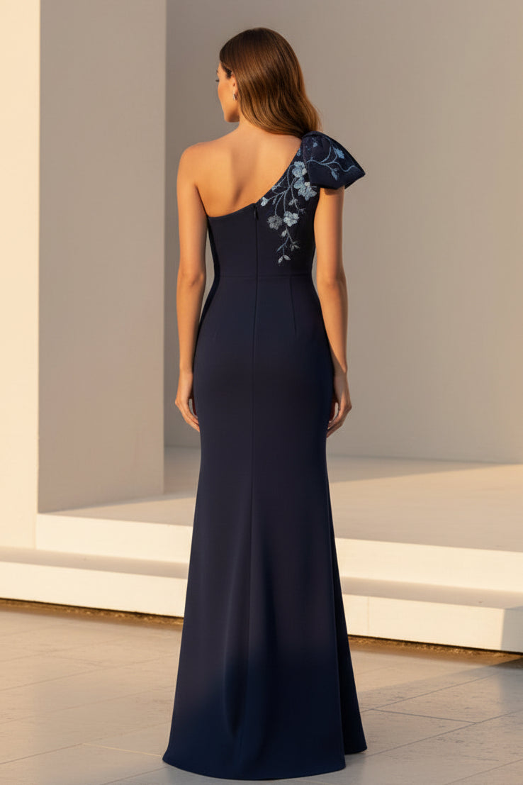 One-Shoulder besticktes Meerjungfrauenkleid aus Crêpe