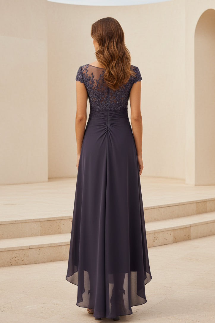 Abendkleid aus Chiffon mit Vokuhila-Spitze