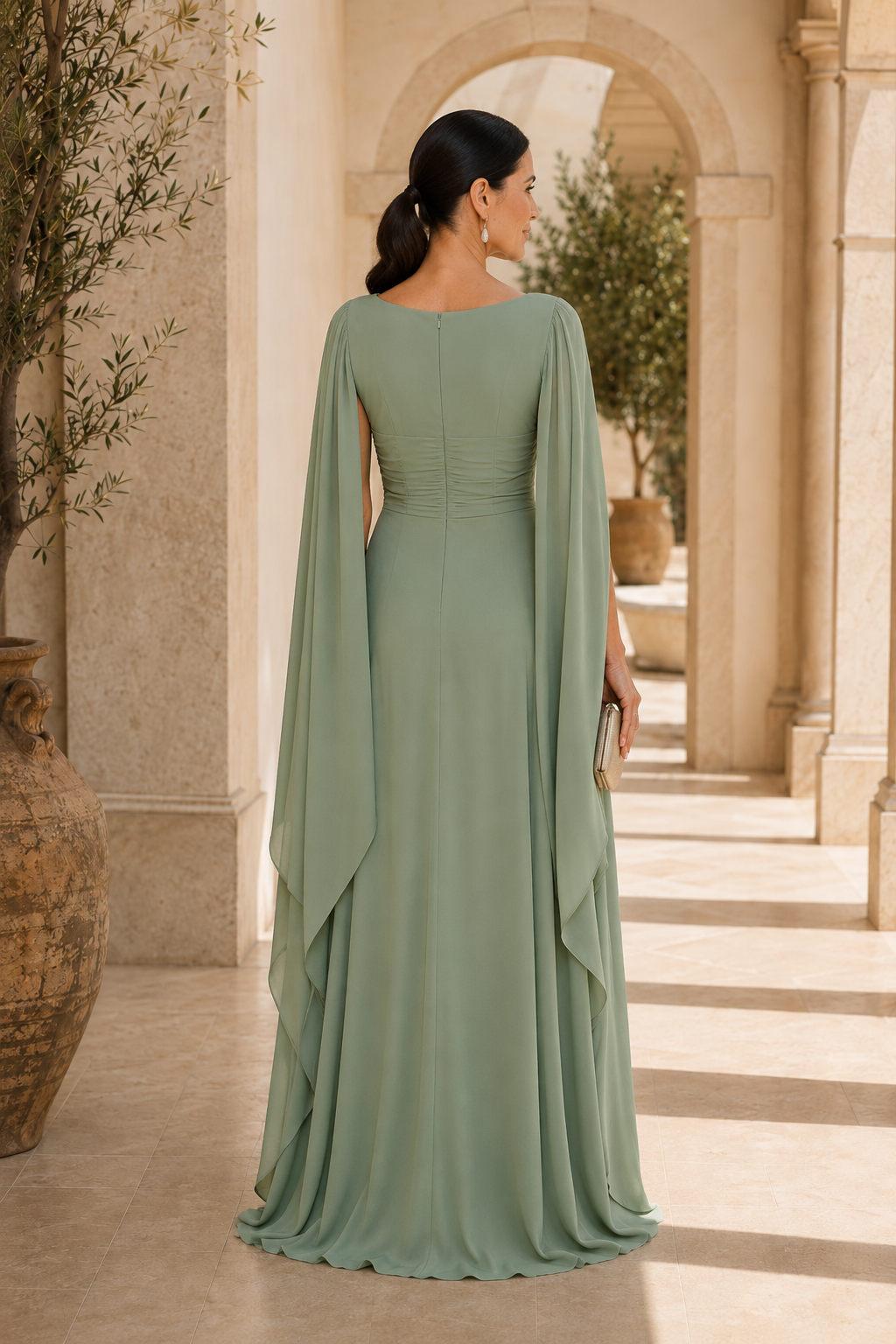 Besticktes Cape-Ärmel-Abendkleid mit Bodenlänge