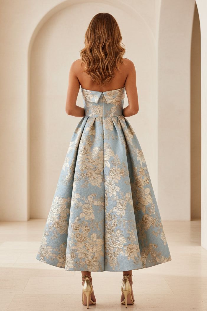 Trägerloses A-Linien-Midikleid aus floralem Jacquard