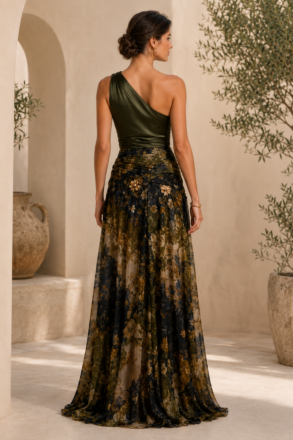 Ein-Schulter-Abendkleid mit drapiertem Blumenmuster