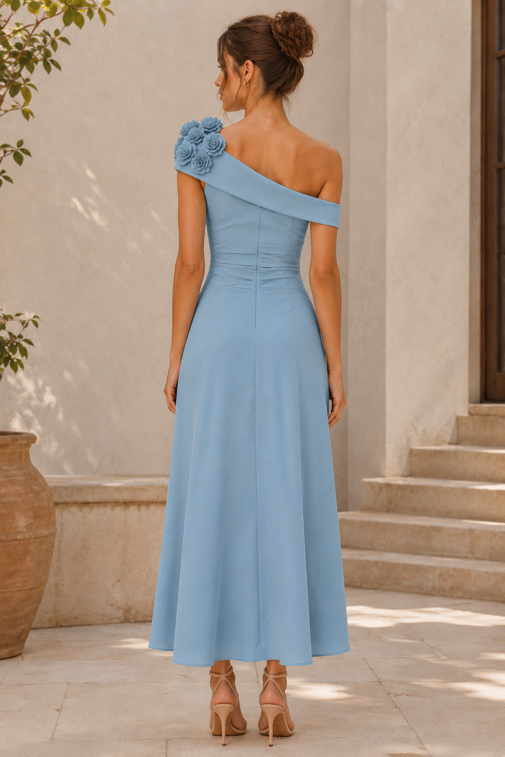 One-Shoulder High-Low Kleid mit 3D-Blumenapplikationen