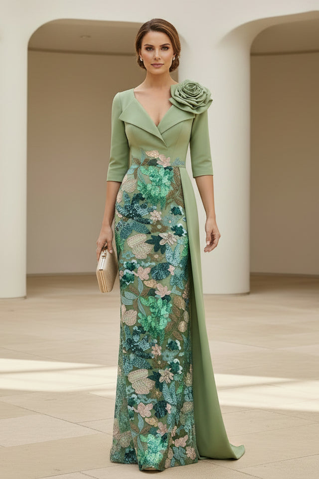 Paillettenbesticktes Blumenkleid mit Satin-Drapierung
