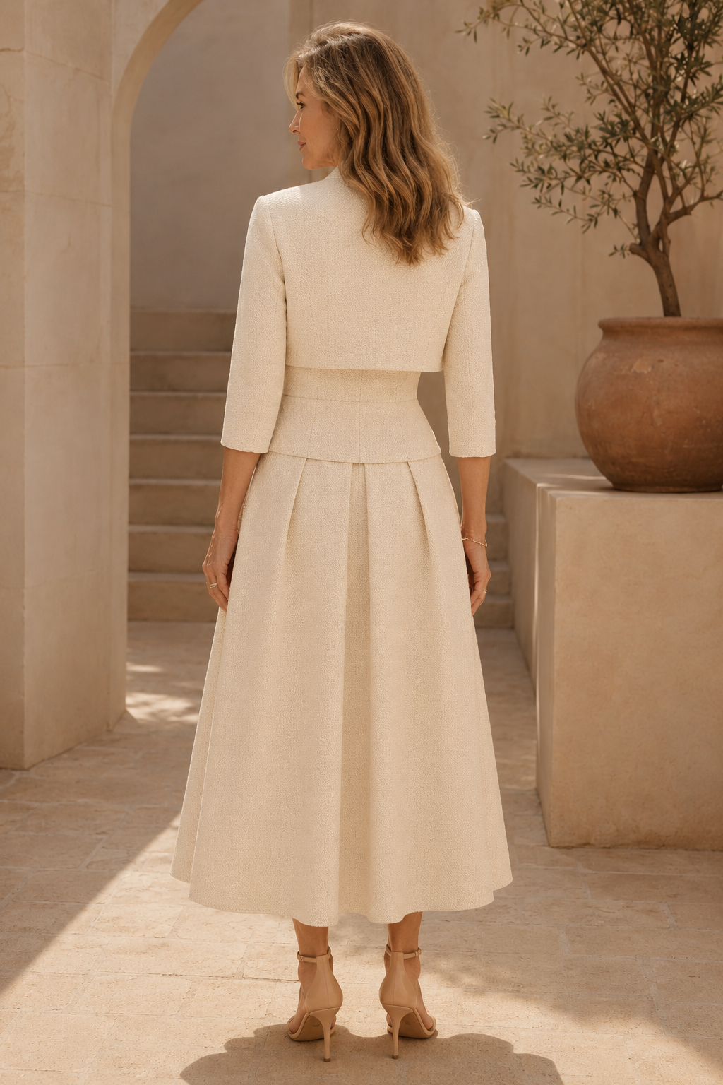 Zweiteiler-Set: A-Linien-Midikleid und kurze Jacke