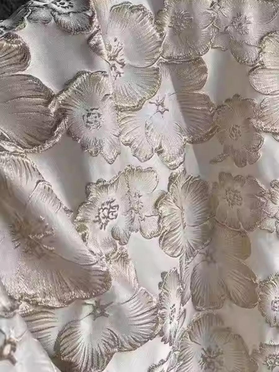 Ärmelloses Midikleid aus floralem Jacquard
